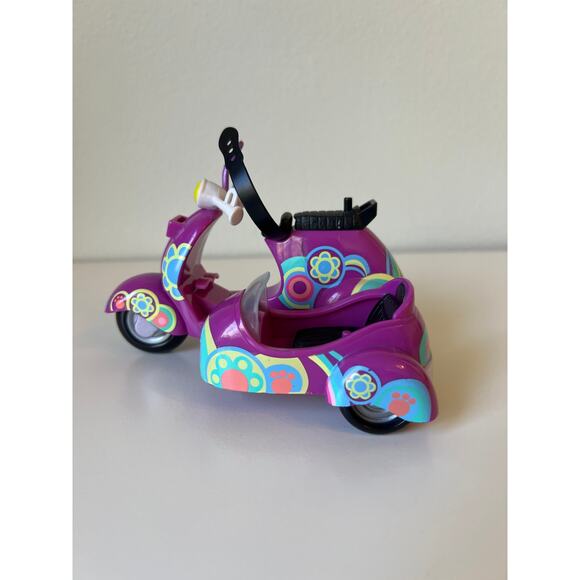 Littlest Pet Shop Blythe Purple Motorcycle Scooter Sidecar Hasbro 2010 w| 2 Pets - Picture 3 of 12